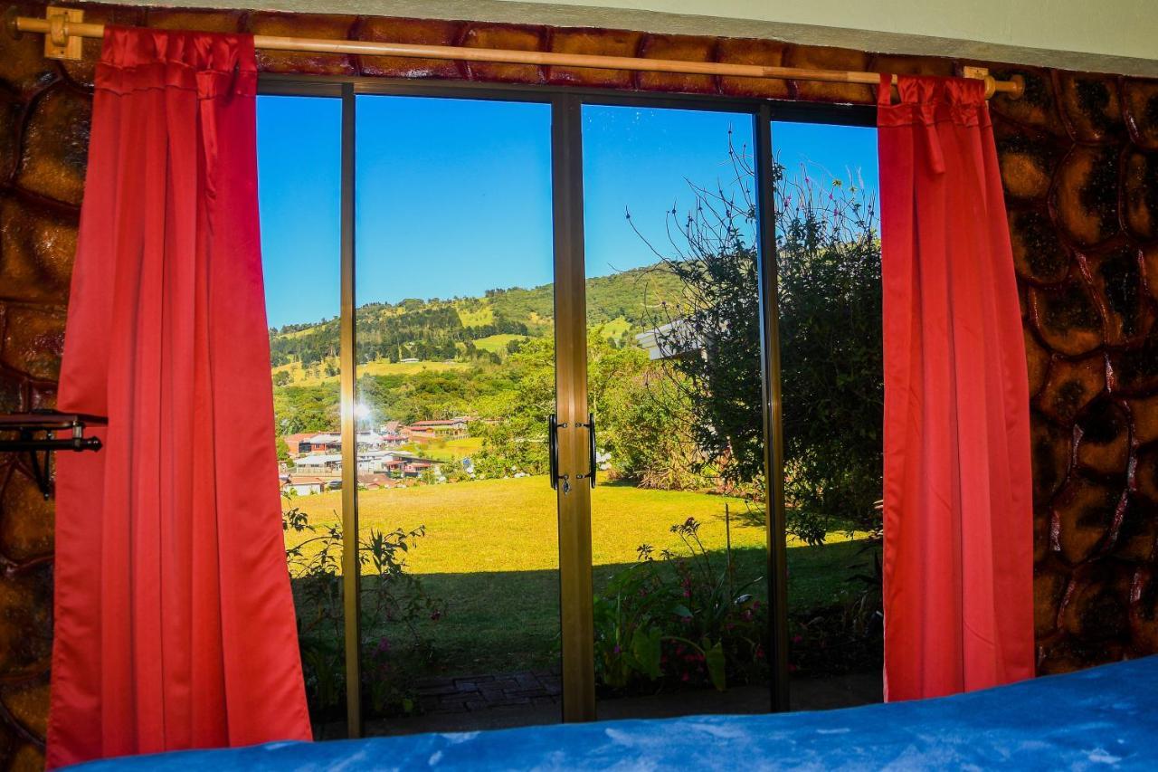 Bed and Breakfast Poas Paradise Poasito Exteriér fotografie