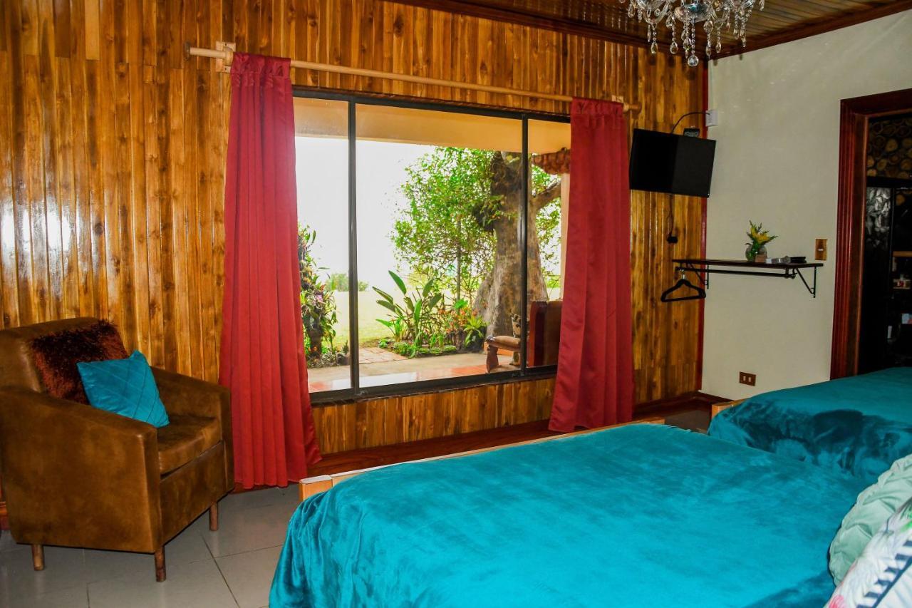 Bed and Breakfast Poas Paradise Poasito Exteriér fotografie