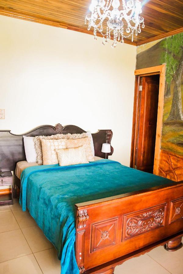 Bed and Breakfast Poas Paradise Poasito Exteriér fotografie