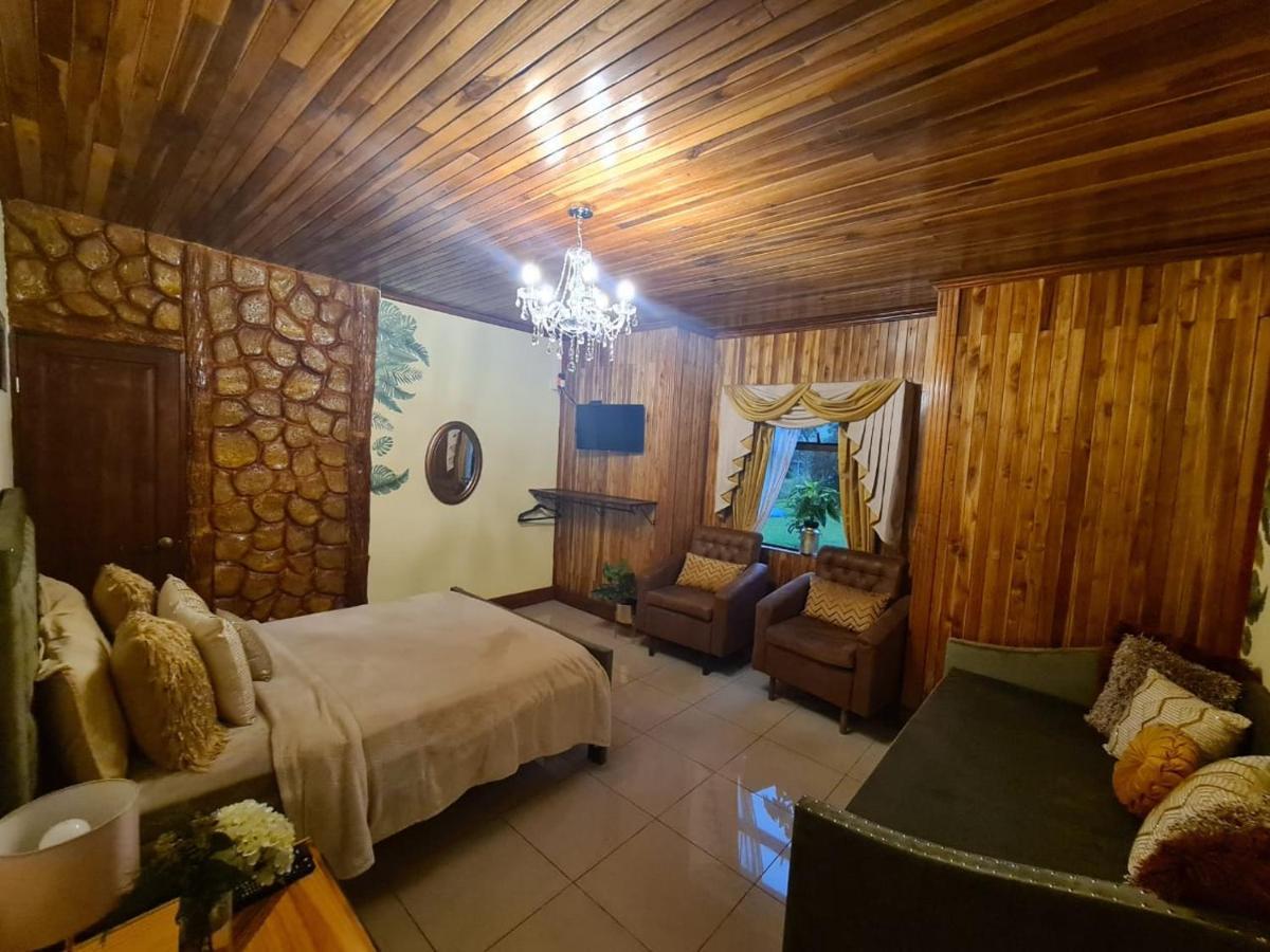 Bed and Breakfast Poas Paradise Poasito Exteriér fotografie
